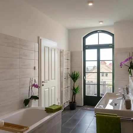 Koenig Residenz Nahe Bmw , Porsche , Dhl Und Messe * Leipzig