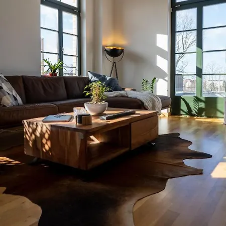 Apartment Koenig Residenz Nahe Bmw , Porsche , Dhl Und Messe Leipzig