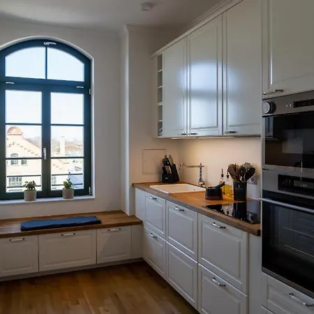 Apartment Koenig Residenz Nahe Bmw , Porsche , Dhl Und Messe