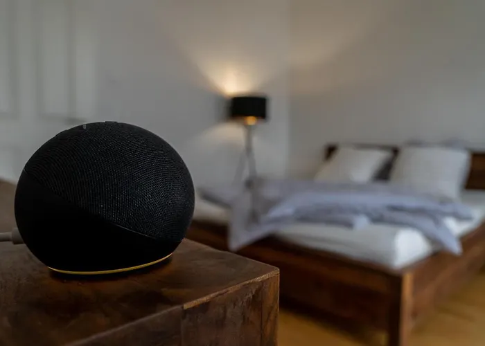 Koenig Residenz Nahe Bmw , Porsche , Dhl Und Messe